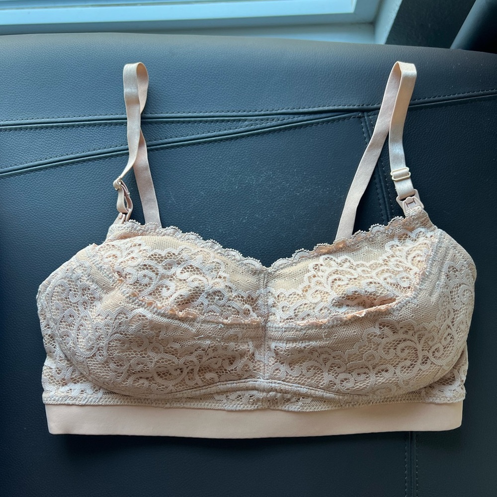 The DairyFairy Nursing and Hands-free pumping bra